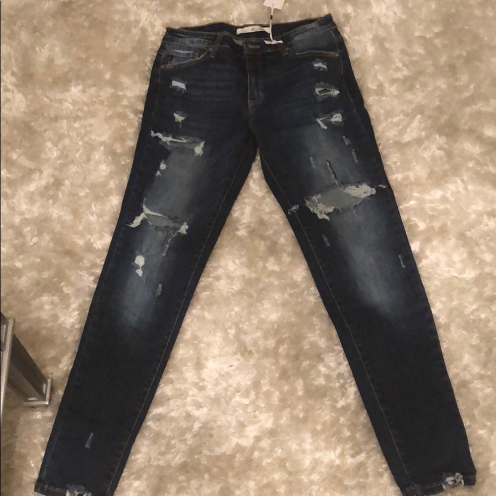 Vici dolls distressed jeans size 9